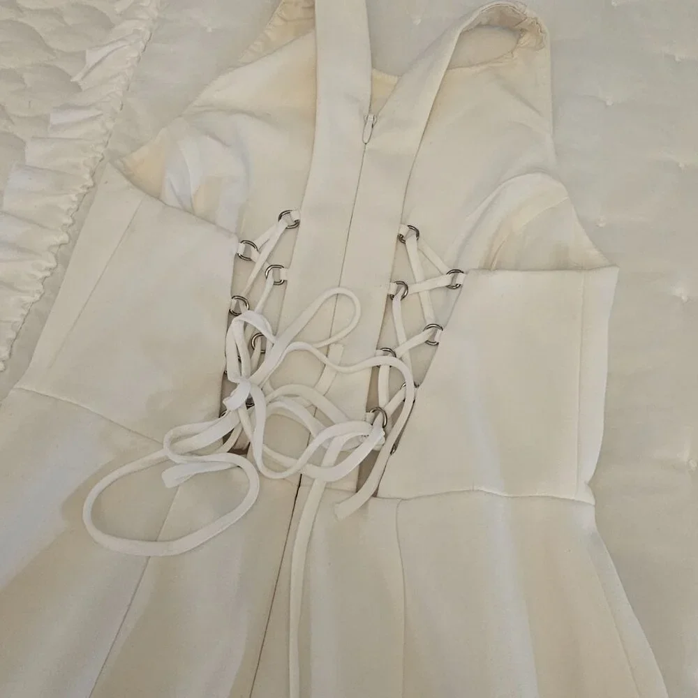 BCBG MaxAzria White dress - Picture 4 of 12